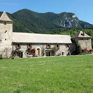 le-colombier.hotels-rhonealpes.com/